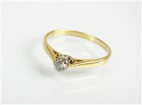 Lot 108 - An 18ct gold single stone diamond ring