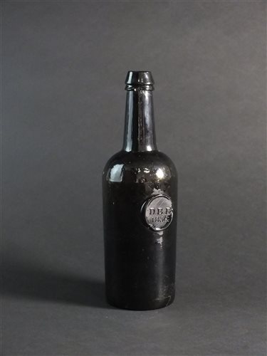 Lot 6 - A H. Ricketts & Co sealed wine bottle
