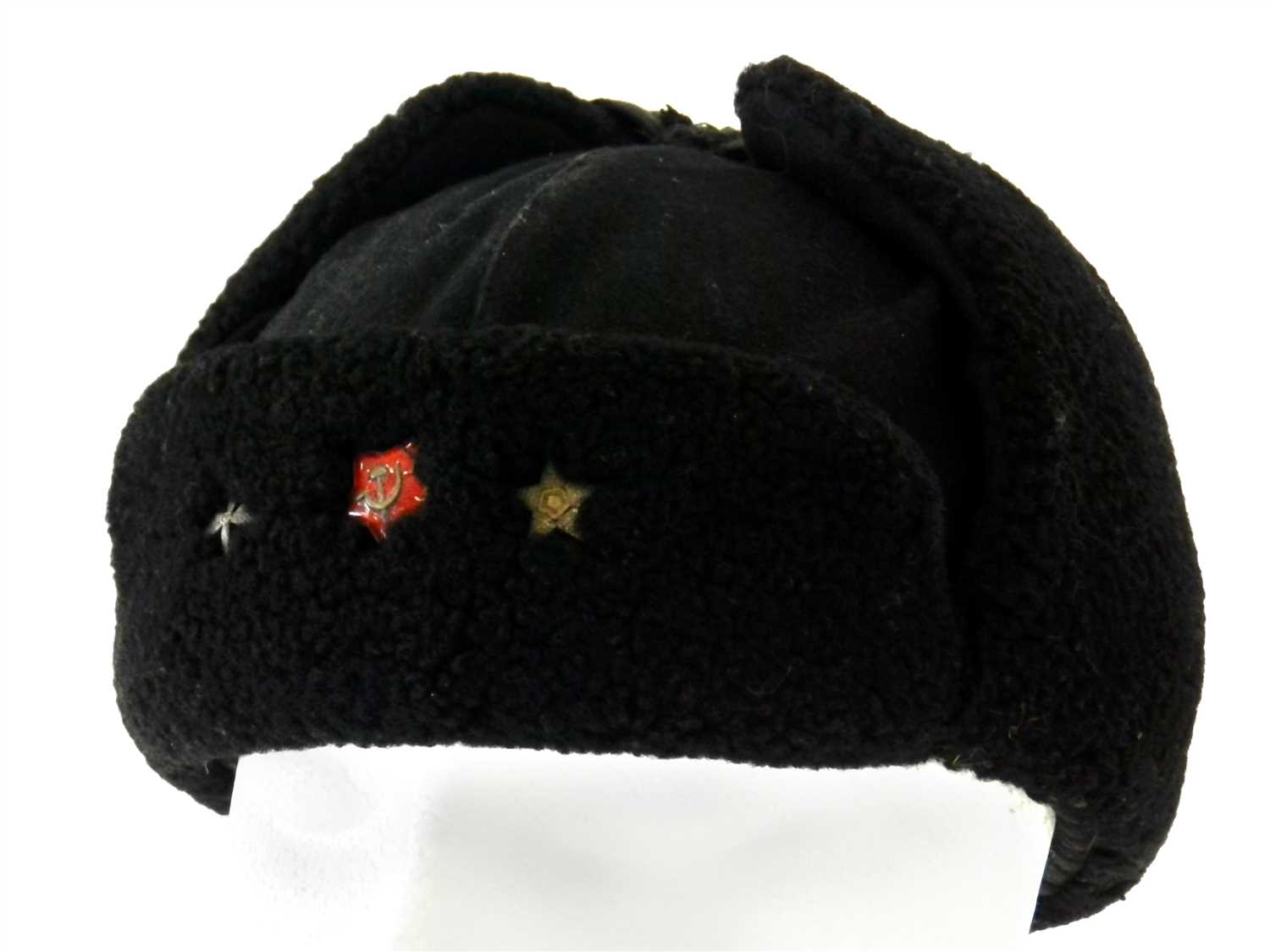 Lot 535 - WW2 Soviet Russian M40 Ushanka