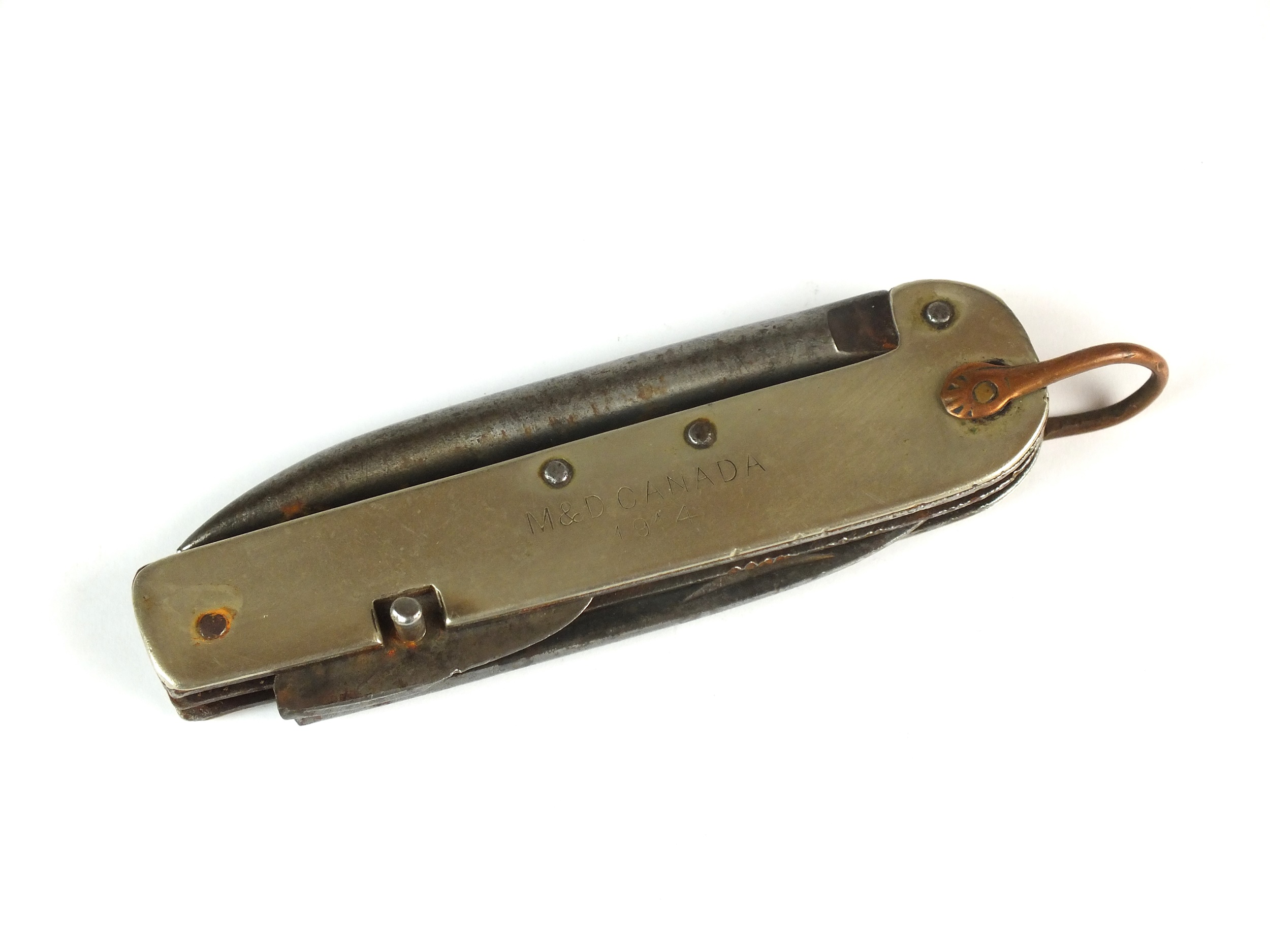 Lot 193 - First World War Canadian pocket knife, dated
