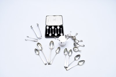 Lot 58 - A collection of silver