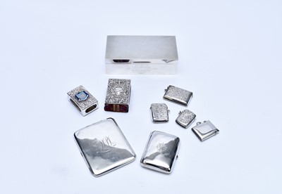 Lot 66 - A small collection of sliver
