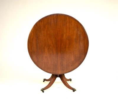 Lot 412 - A 19th century mahogany tilt-top breakfast table
