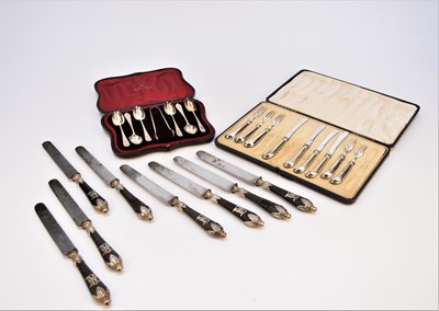 Lot 33 - A cased set of silver spoons, a cased part set of knives and forks and further knives