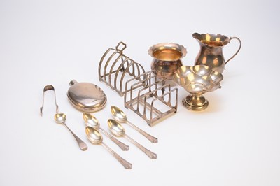 Lot 38 - A small collection of silver