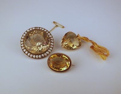 Lot 309 - A collection of citrine jewellery