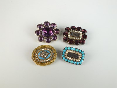 Lot 271 - Four 19th century brooches