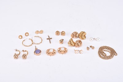 Lot 237 - A small collection of jewellery