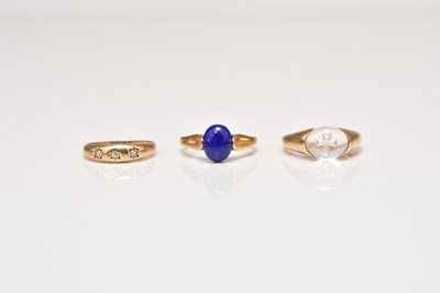Lot 171 - Three 9ct gold rings