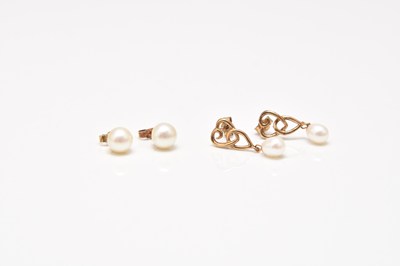 Lot 152 - Two pairs of cultured pearl earrings