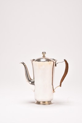 Lot 43 - A silver coffee pot