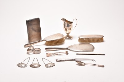 Lot 55 - A small collection of silver