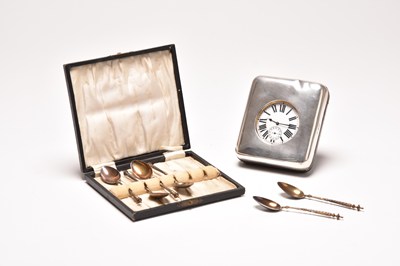 Lot 96 - A silver mounted goliath pocket watch and a cased set of teaspoons