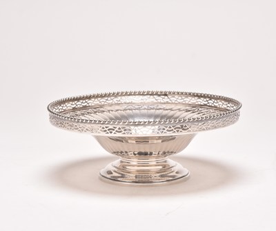 Lot 102 - A silver pedestal bowl