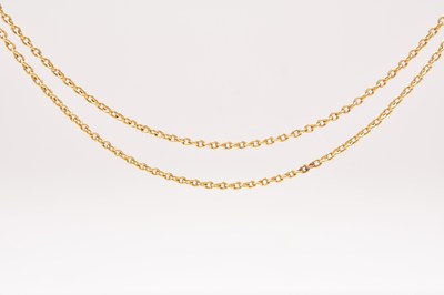 Lot 256 - A yellow metal guard chain
