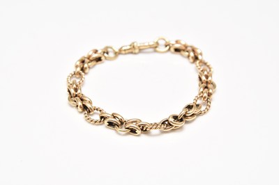 Lot 288 - A 9ct gold bracelet