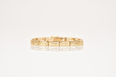 Lot 243 - A yellow metal bracelet
