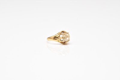 Lot 239 - An 18ct gold Gentleman's single stone diamond ring