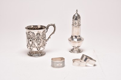Lot 48 - A small collection of silver