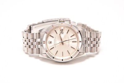 Lot 354 - Rolex: A gentleman's stainless steel Oyster Date bracelet watch